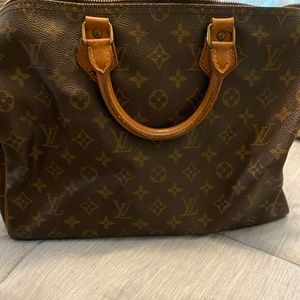 Louis Vuitton speedy 30